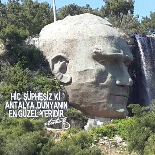 Mavi Akdeniz Havalimanında